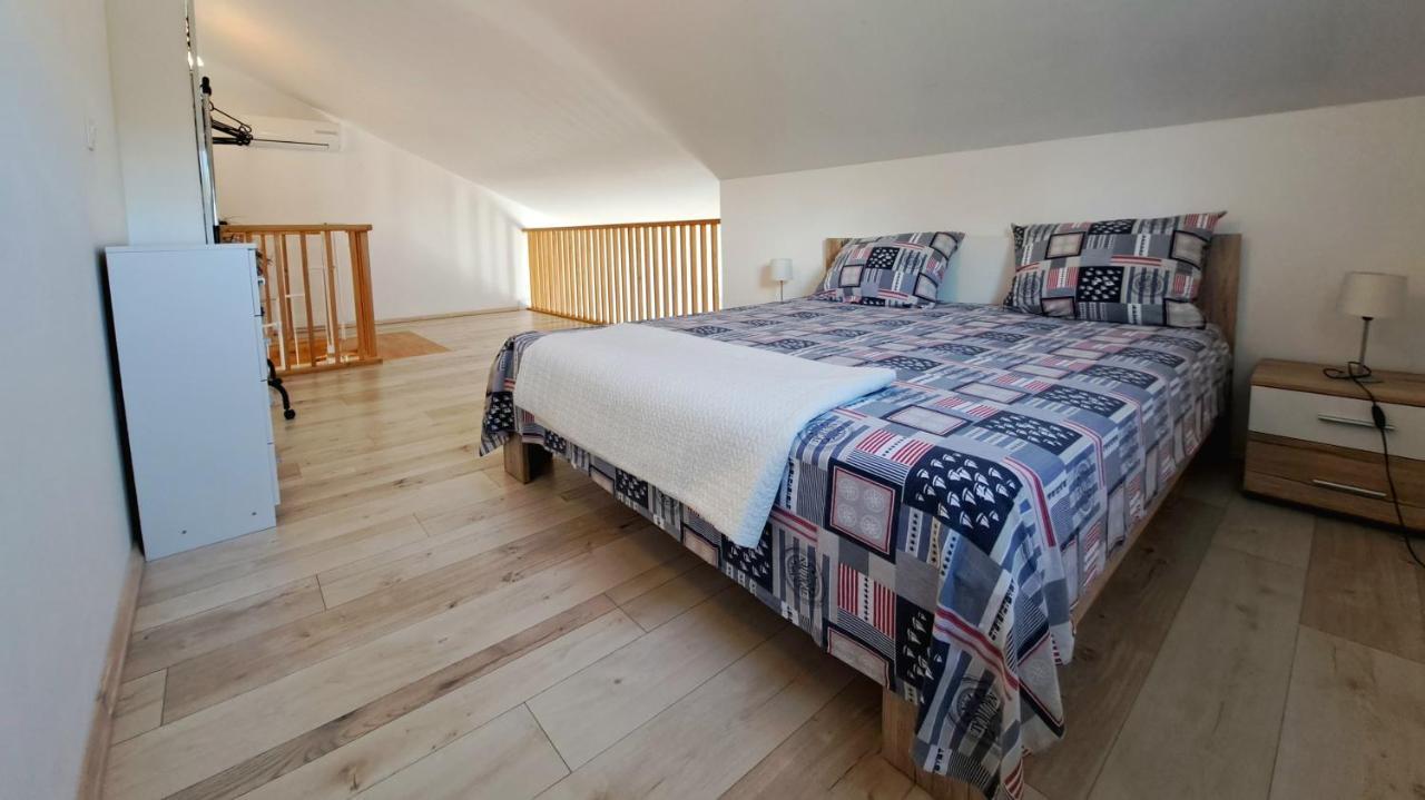 Apartment Oaza Mira Tribalj Værelse billede