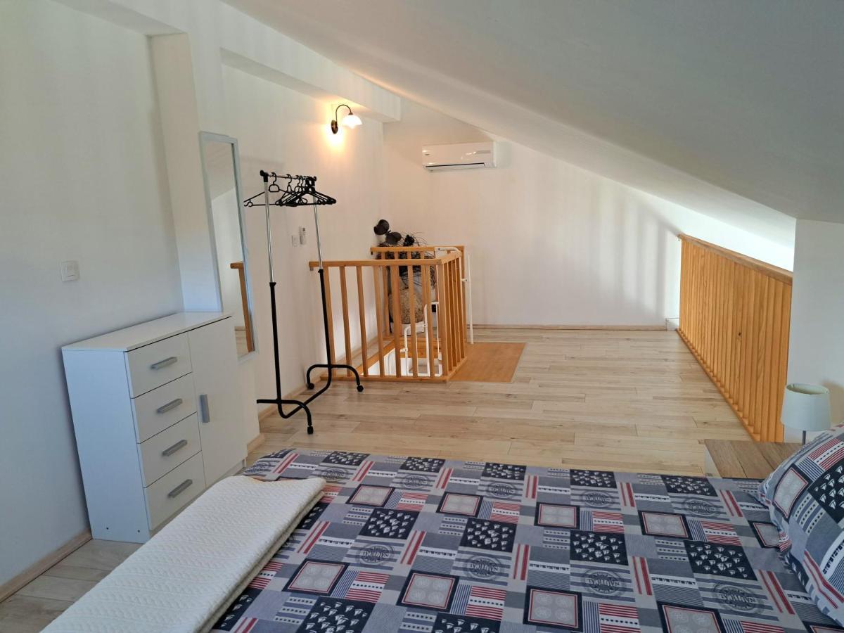 Apartment Oaza Mira Tribalj Eksteriør billede